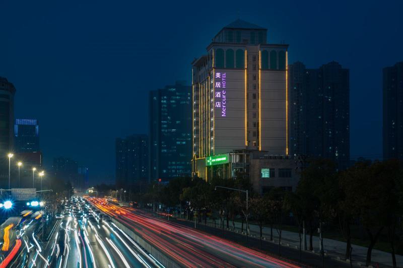 武汉四星级酒店最大容纳200人的会议场地|美居酒店黄鹤楼店的价格与联系方式